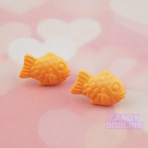 Taiyaki fish shape cake waffle dessert japan japanese otaku weaboo yellow stud studs small Earring earrings jewellery rave raver raving disco clubbing festival wear neon y2k clubwear hand made handmade cybertwee neon clubkid carnival streetstyle harajuku street style cyber kinderwhore techno basement underground urban klub kitsch party kei Altboy alternative style alt fashion clowncore aesthetic eboy egirl goblincore goth style grudge jfashion kidcore party kei pastel goth punk boy girl style queer LGBT shop business scenecore rainbowcore