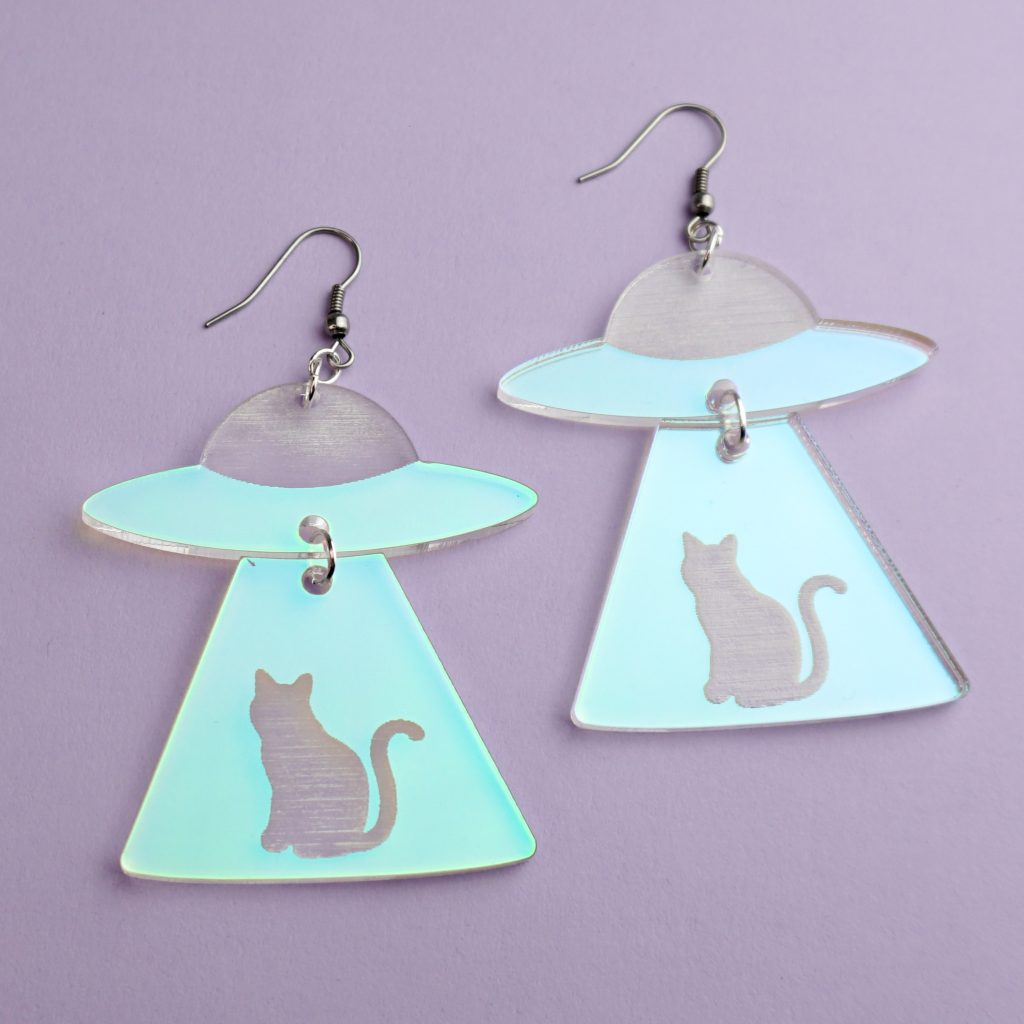 UFO Cat Earrings - Candy Goblins